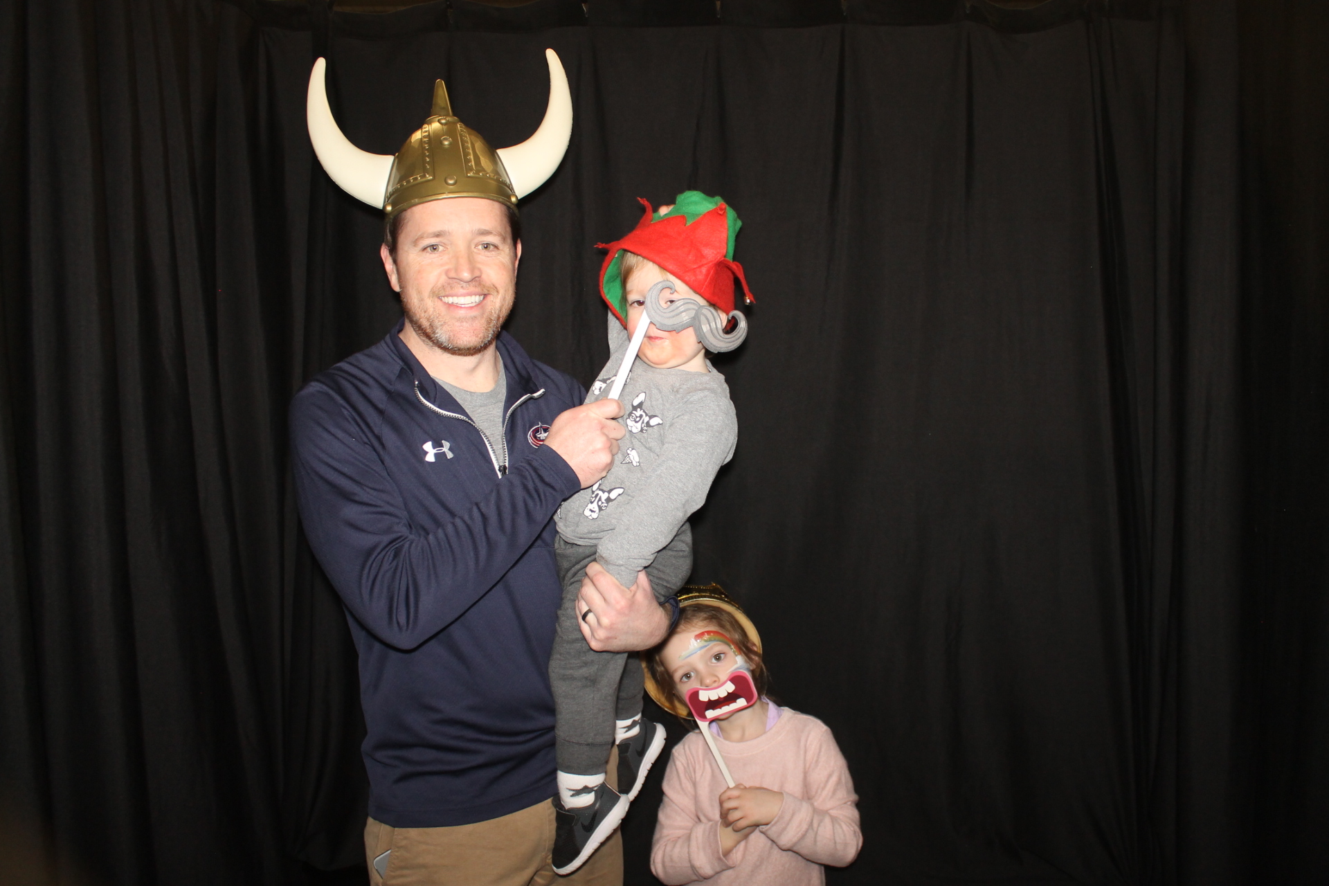 Mane Inc. | View more photos from the event at gallery.photoboothcincy.com/u/PhotoBoothCincy/Mane-Inc